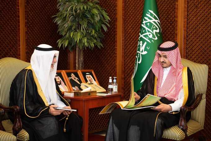 سمو نائب أمير مكة المكرمة يستقبل رئيس جامعة الطائف