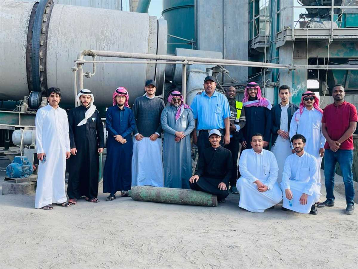 The visit of the students of the Civil Engineering Department to the City of Roses project, under the supervision of Dr. Hamad Al-Yami